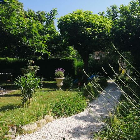 La Mirabelle-Casteil Country House Exterior foto