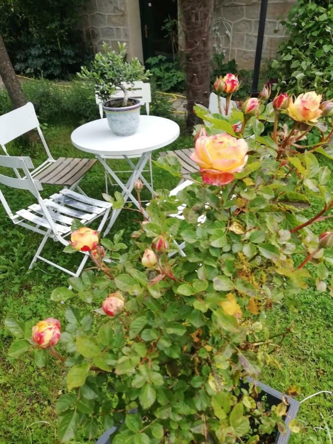 La Mirabelle-Casteil Country House Exterior foto